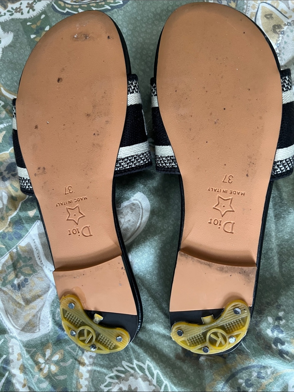 Dior Black and Beige Logo Slide Sandals - Picture 3 of 3